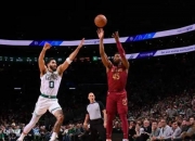 开云体育-关于球员展现爆发力，带领球队冲向冠军的信息