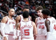 开云体育平台APP-包含火箭队遭遇连败，战绩下滑影响士气的词条