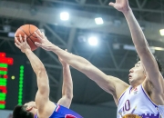 开云体育app-意外发生！球队意外逆转，赢得令人震惊的比赛