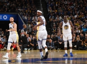 开云官网-灰熊鏖战热火，詹姆斯关键制胜