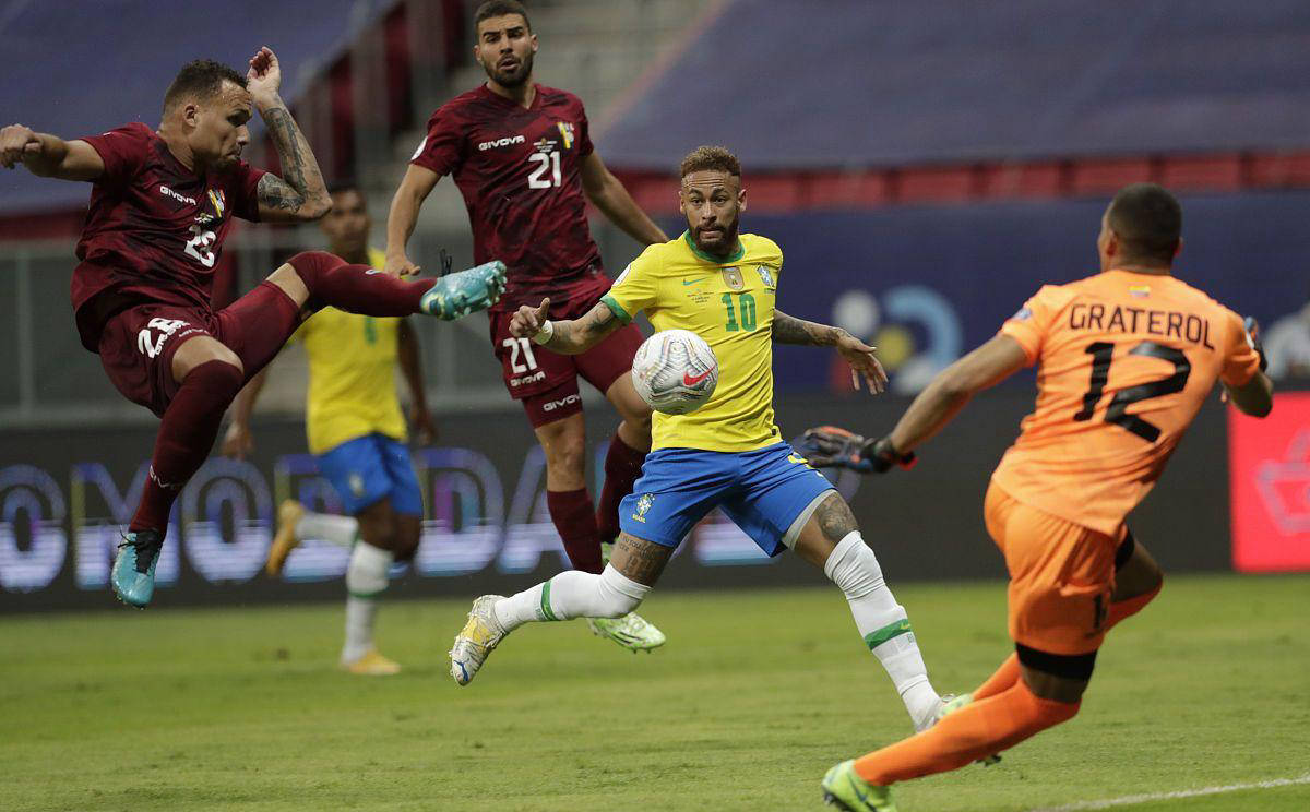 博洛尼亚主教练调整战术，球队期待改变运气的简单介绍