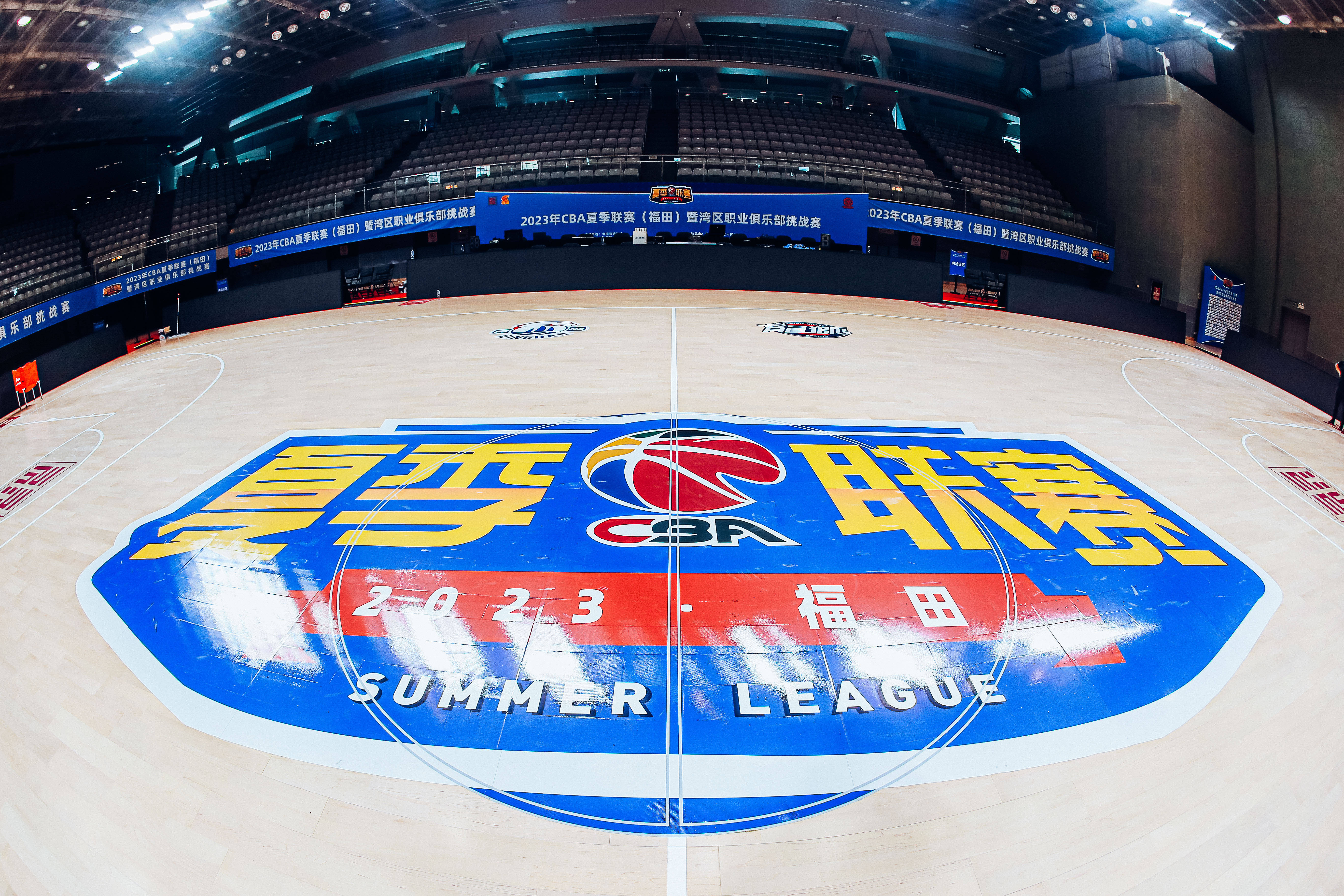 篮球夏季联赛热火朝天,球迷喜迎观赏盛宴的简单介绍 篮球夏季联赛热火朝天,球迷喜迎观赏盛宴的简单介绍