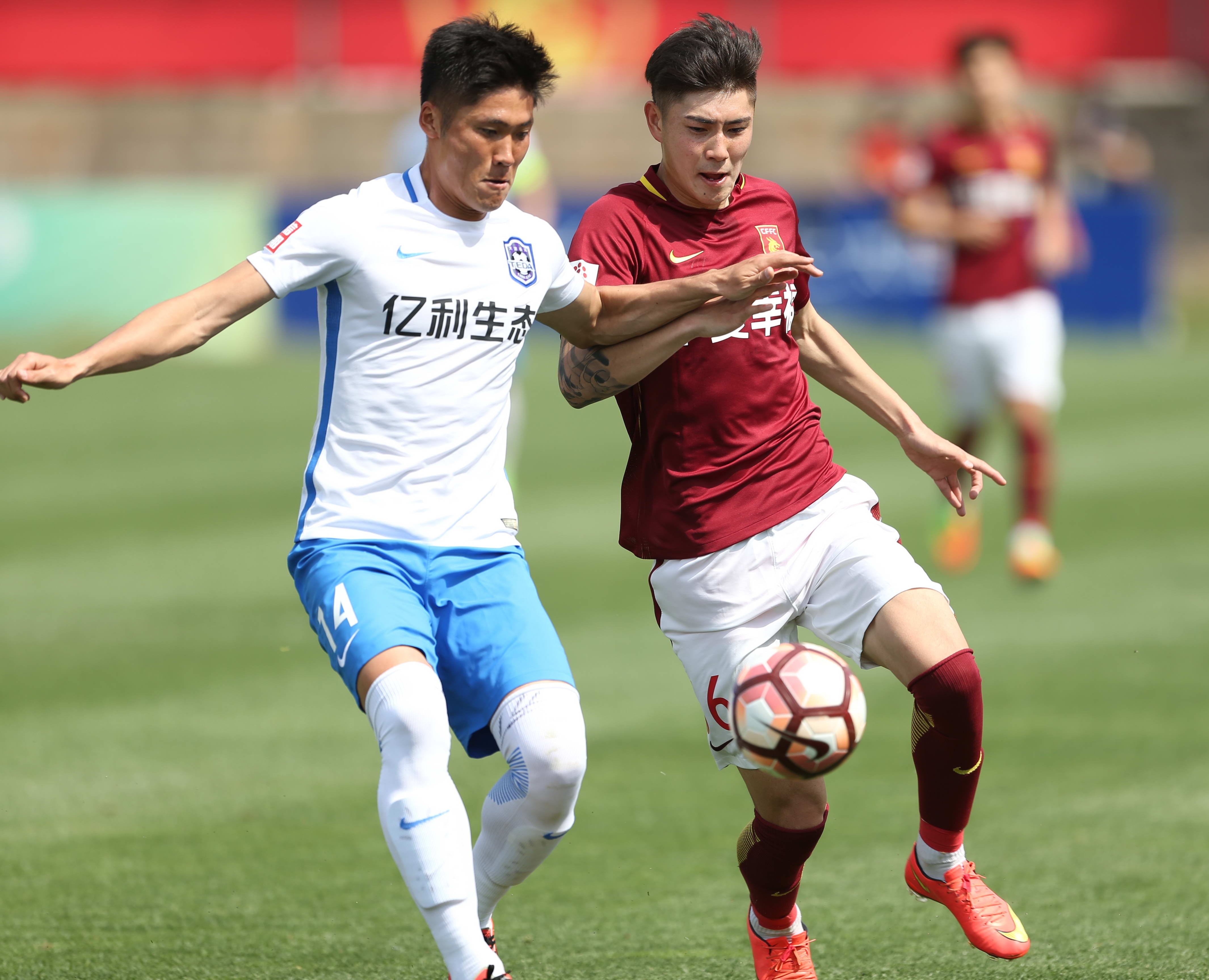 包含重庆力帆主场负于广州富力，实力悬殊！的词条