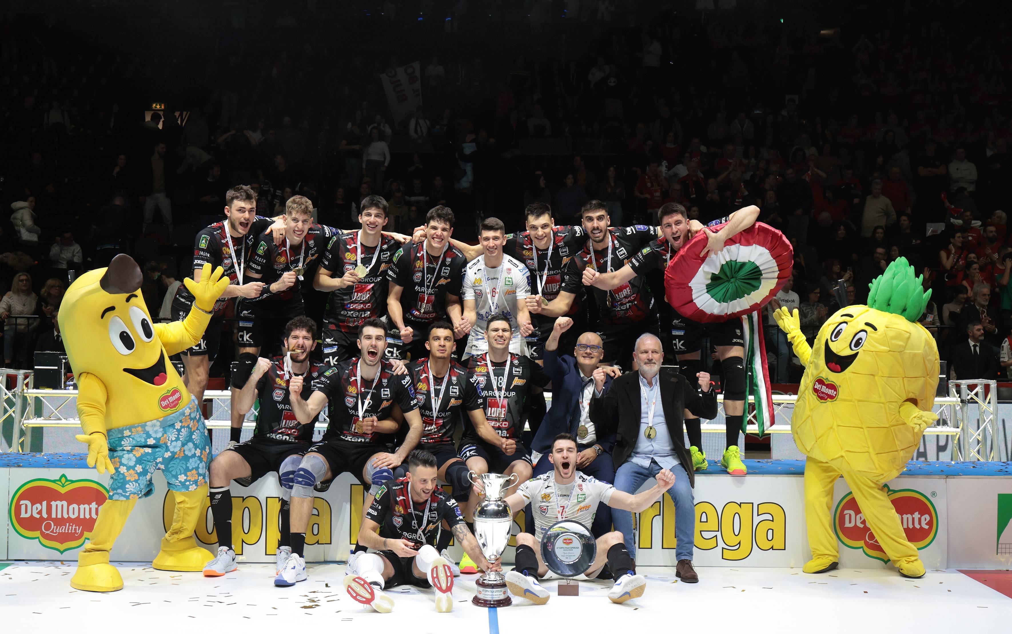 意大利阵容稳定,赢得比赛晋级下一轮的简单介绍 意大利阵容稳定,赢得比赛晋级下一轮的简单介绍