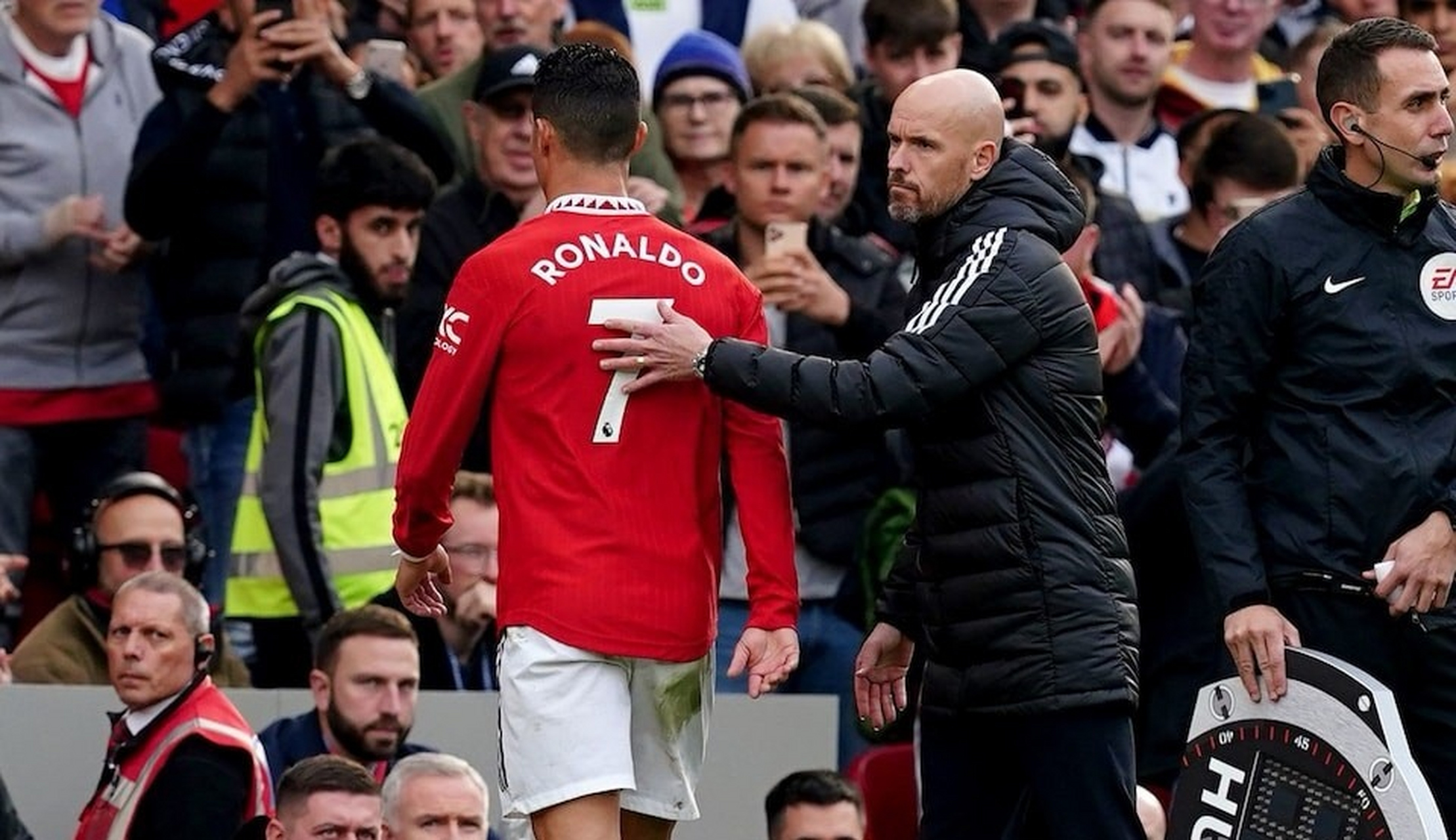 关于快讯：曼联抵达美国备战世俱杯的信息