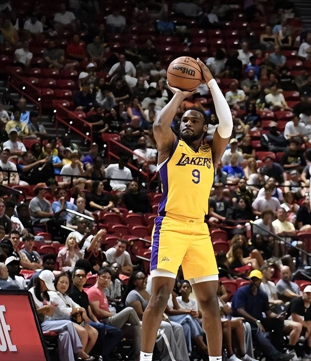 关于比恩利客场失利，遭遇两连败积分榜排名下降的信息