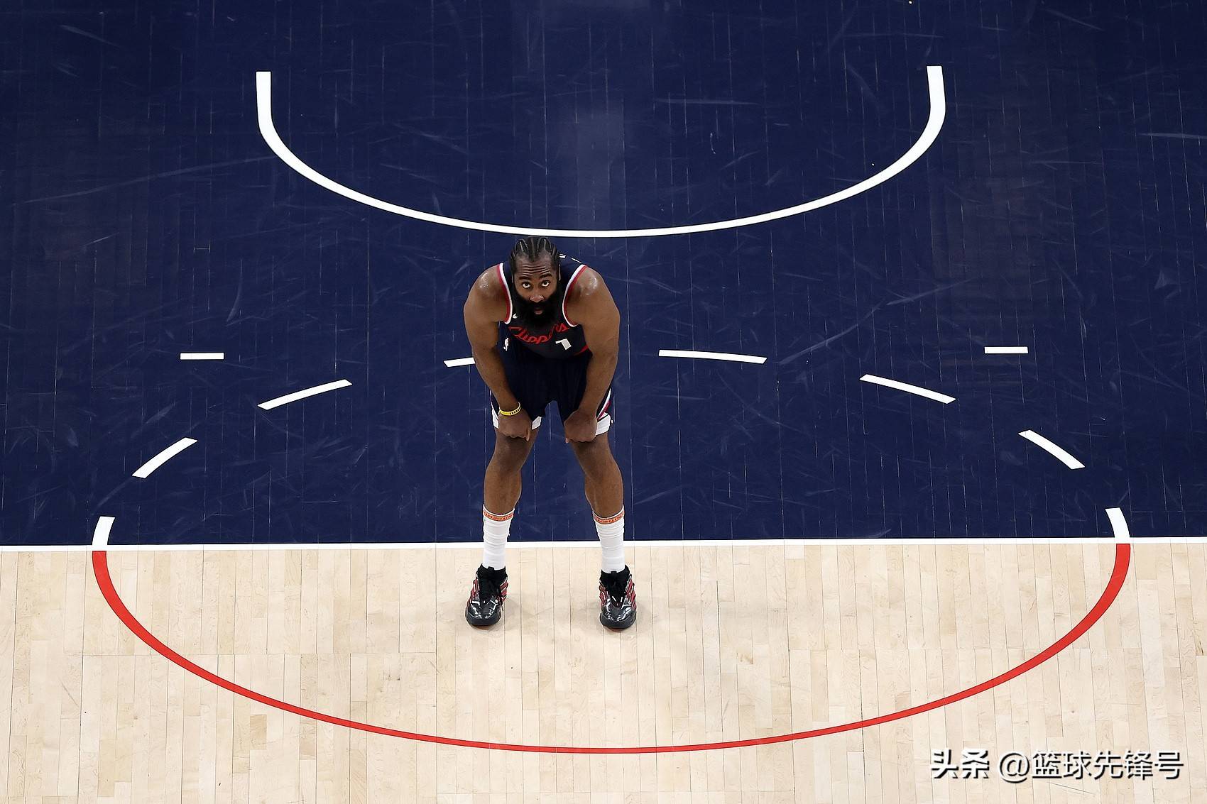 包含快船球员受伤,可能无缘季后赛,困扰不断的词条 包含快船球员受伤,可能无缘季后赛,困扰不断的词条