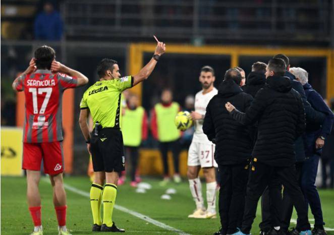 关于都灵主场失利，需要整顿队伍的信息