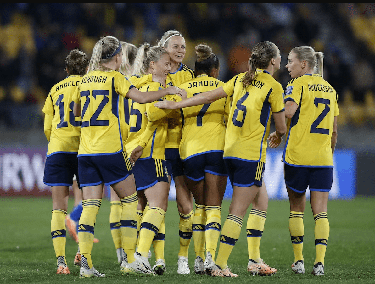 美国女足轻取瑞典队，继续领跑