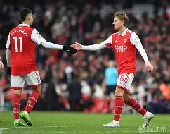 阿森纳后卫引领球队取得连胜,目标锁定下赛季欧冠资格的简单介绍 阿森纳后卫引领球队取得连胜,目标锁定下赛季欧冠资格的简单介绍