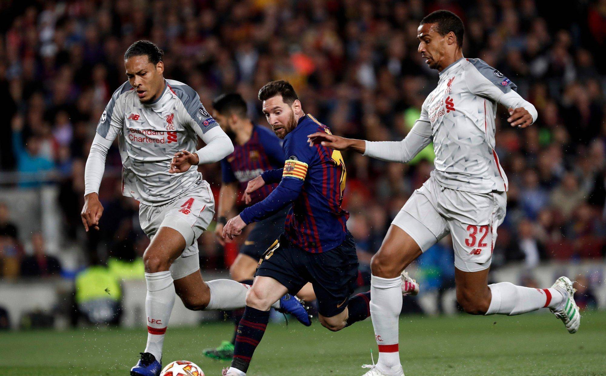 国际足球赛事中球员们表现出色