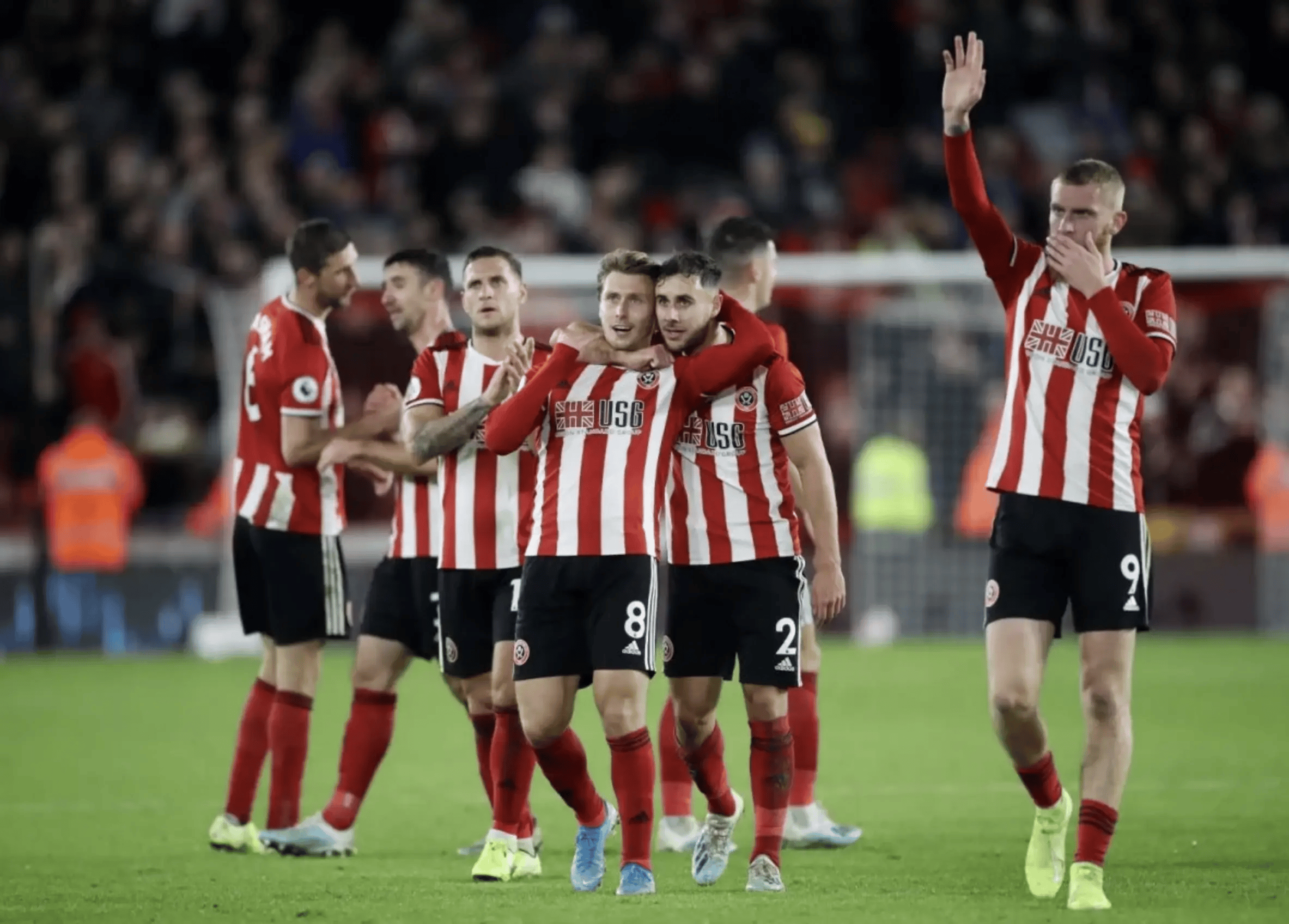 巴西举行马拉松比赛，曼联表现历史性