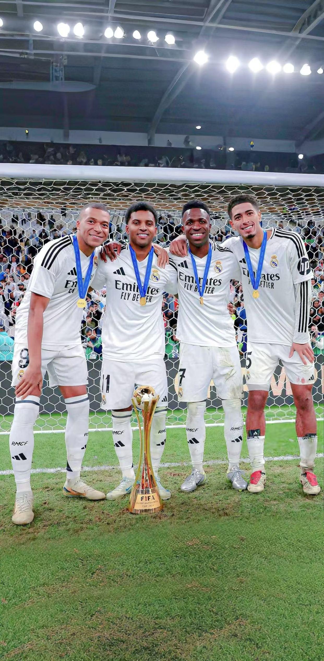 皇家马德里主场大胜马德里竞技，夺得三分的简单介绍