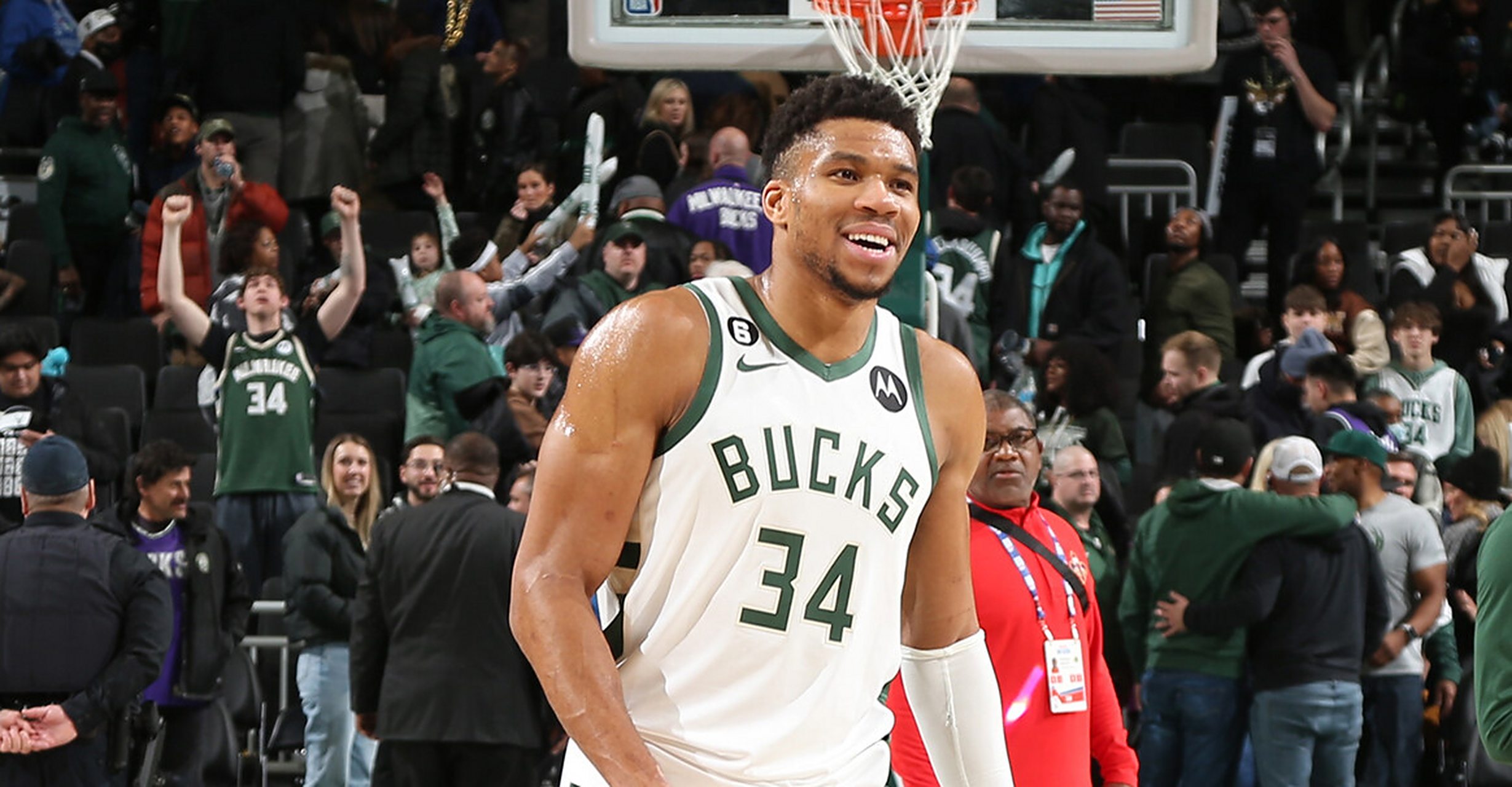 包含拥有MVP的字母哥,鹈鹕队朝着更高目标前进的词条 包含拥有MVP的字母哥,鹈鹕队朝着更高目标前进的词条