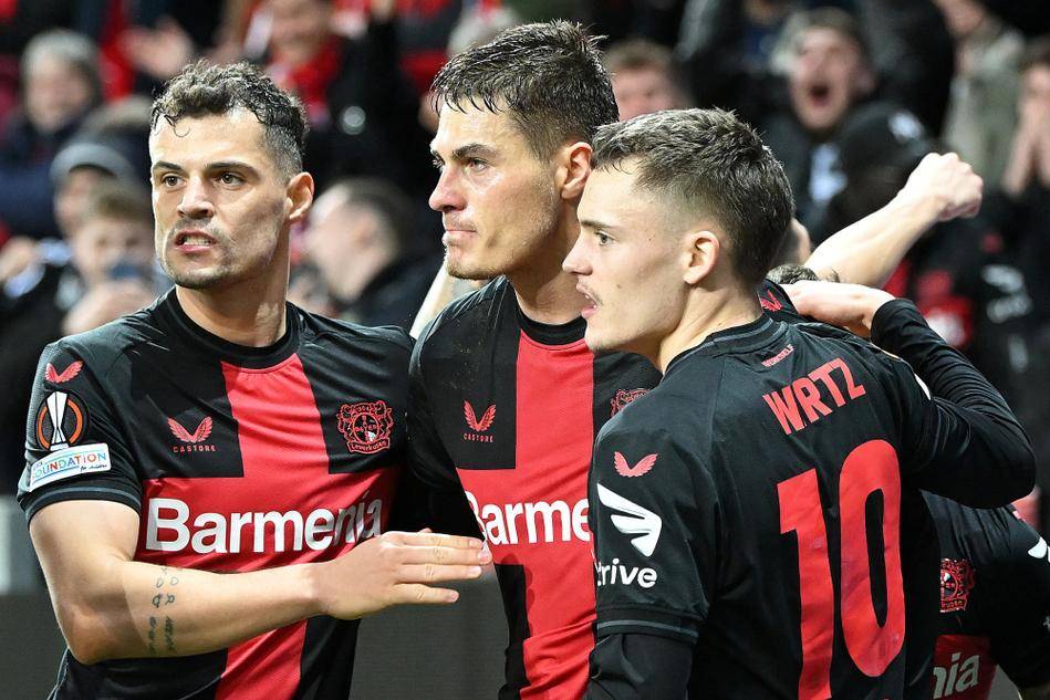 关于勒沃库森遭遇不利，主场战胜直接对手取得关键胜利的信息