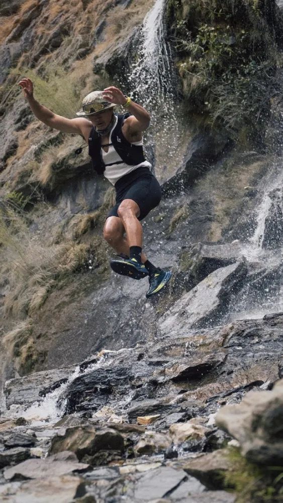 包含精彩时刻！运动员突破极限震惊全场的词条