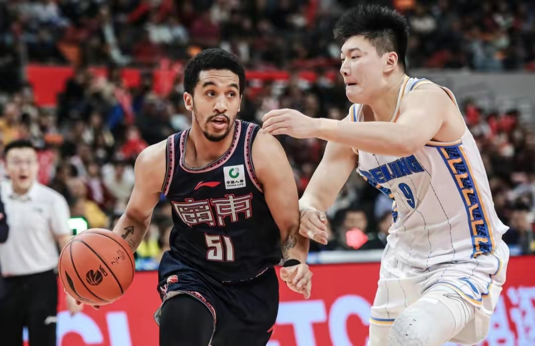 球队全面调整备战下一场比赛,全力冲刺胜利 球队全面调整备战下一场比赛,全力冲刺胜利