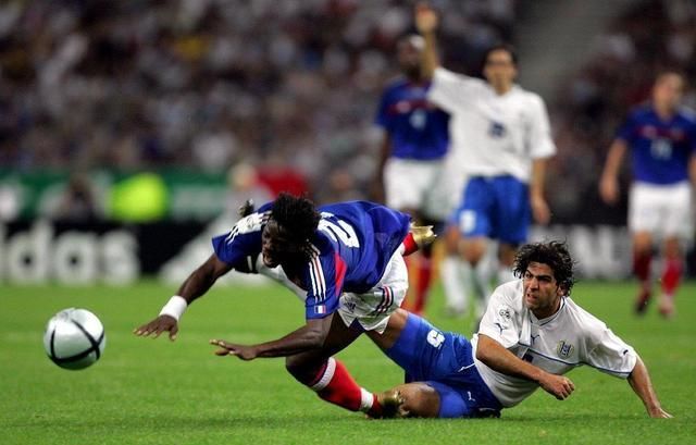 包含斯洛伐克迎战以色列力争赢球的词条