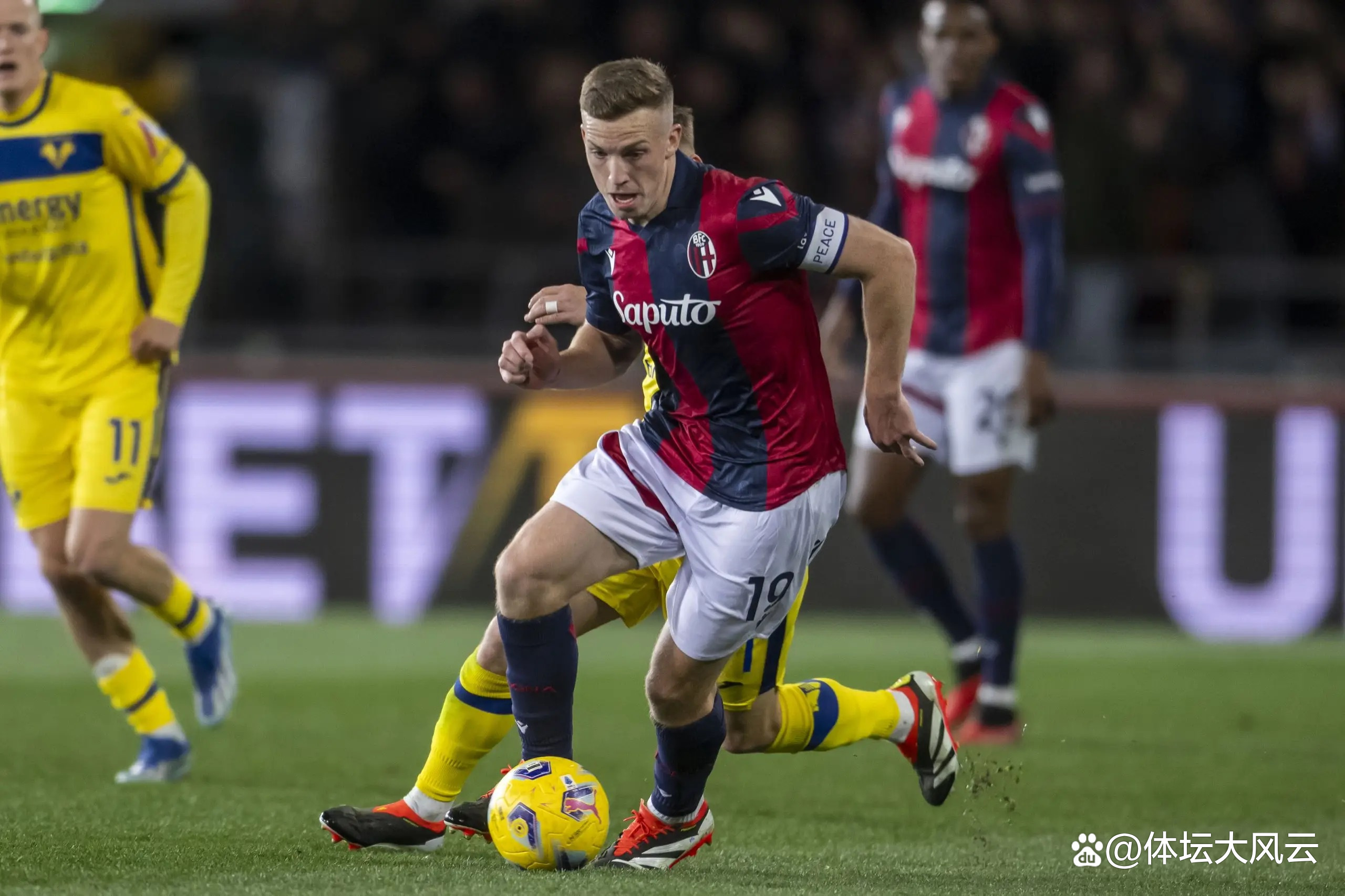 弗莱堡主场失利，球队连胜势头遭终结的简单介绍