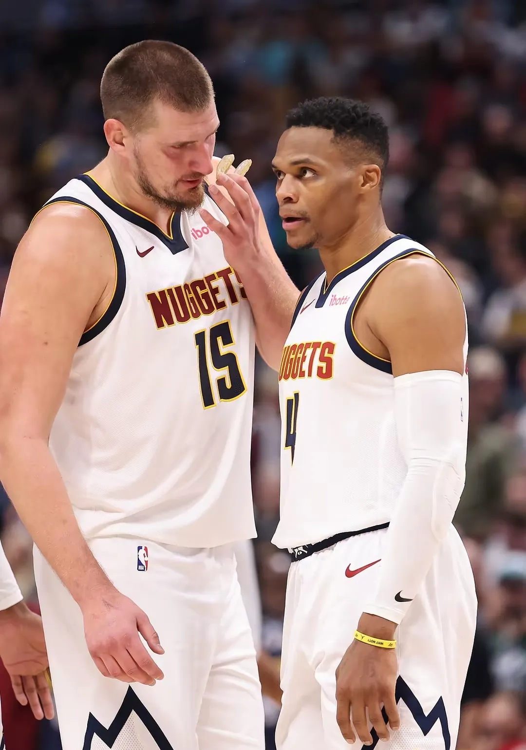 包含美国男篮血洗阿根廷男篮，威斯布鲁克关键制胜的词条