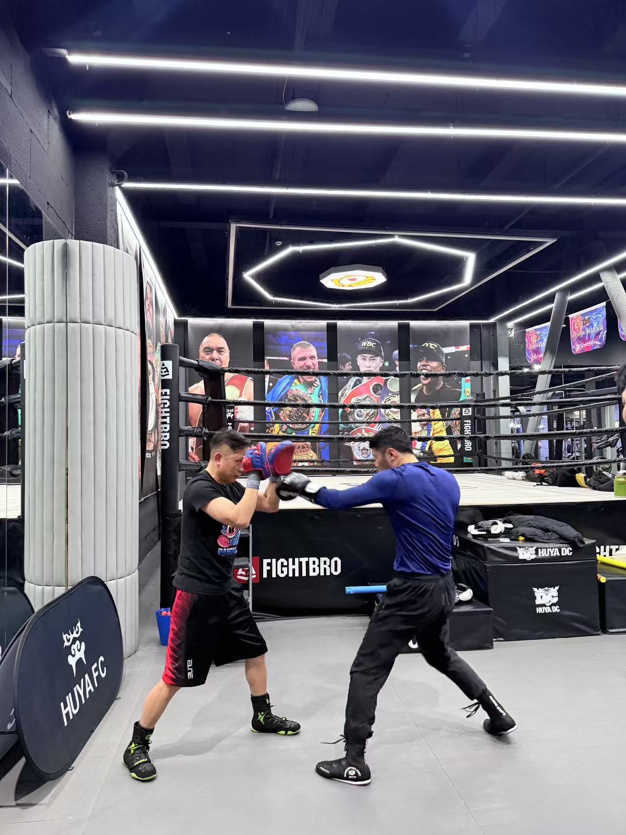 包含拳击战术调整奏效，成功扭转局势的词条