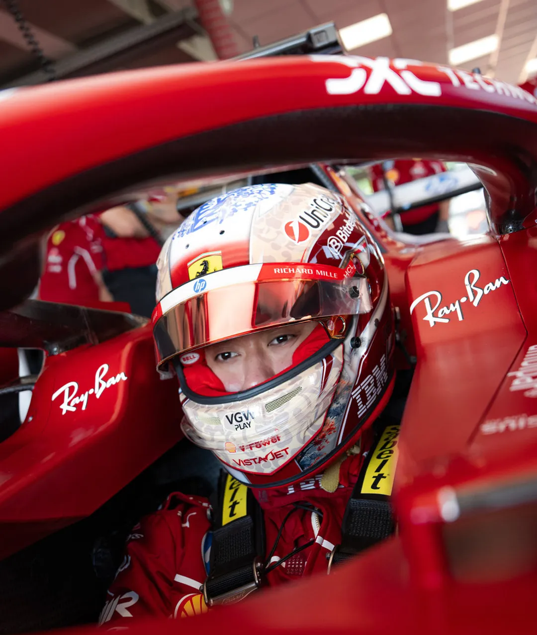 索伯车队翻盘阿斯顿马丁，勒克莱尔点燃赛场